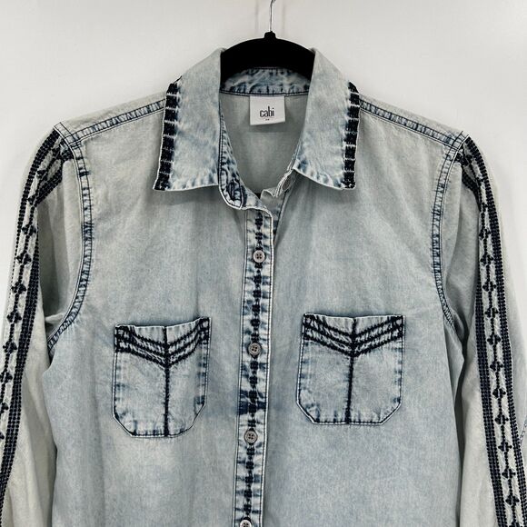 CABI Blue Bardot Acid Wash Boho Embroider Long Sleeve Button Up Chambray Top XS - Picture 4 of 8